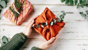 Read more about the article The Perfect Gift This Holiday Season: 3 Tips for Finding Truly Meaningful Christmas Gifts